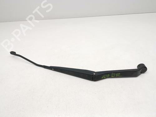 Used Front windshield wiper arm Front windshield wiper arm SUZUKI GRAND VITARA II (JT, TE, TD) [2005-2026] 33891157 33891157