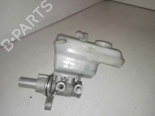 Used Brake master cylinder RENAULT LAGUNA III (BT0/1) 2.0 dCi (BT07, BT0J, BT14, BT1A, BT1S) (131 hp) 28984671