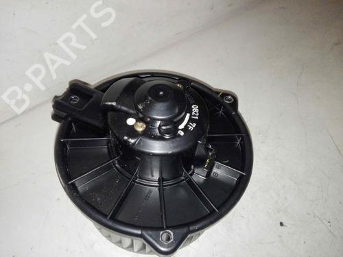 Used Heater blower motor TOYOTA YARIS (_P1_) 1.4 D-4D (NLP10_, NLP10R) (75 hp) 28980796