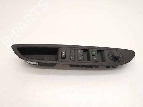 Used Left front window switch OPEL MOKKA / MOKKA X (J13) [2012-2019]  28980656
