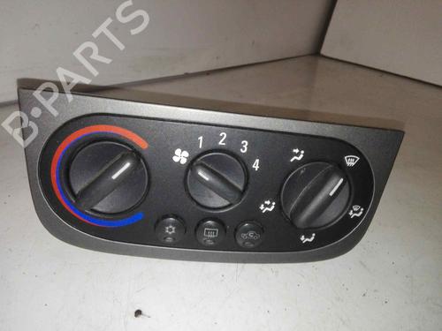 Airco bedieningspaneel OPEL CORSA C (X01) 1.3 CDTI (F08, F68) (70 hp) 28980304