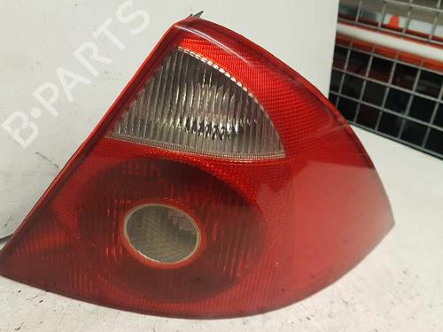 Used Right taillight FORD MONDEO III (B5Y) [2000-2007]  28997844