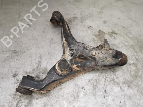 Used Right front suspension arm MITSUBISHI PAJERO III (V7_W, V6_W) [1999-2007]  28988781
