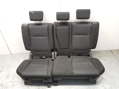 Sæde Bagtil MITSUBISHI OUTLANDER III (GG_W, GF_W, ZJ, ZL, ZK) 2.0 4WD (GF7W) (150 hp) 28995747