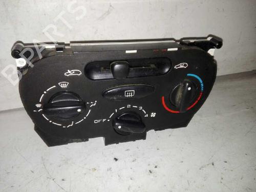 Used Climate control PEUGEOT 206 Hatchback (2A/C) 1.9 D (69 hp) 28979827