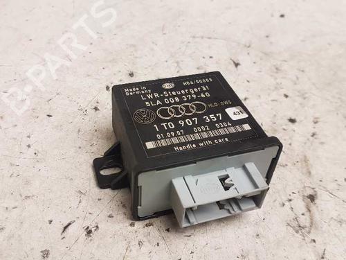 Module électronique VW JETTA III (1K2) 1.9 TDI (105 hp) 28978947