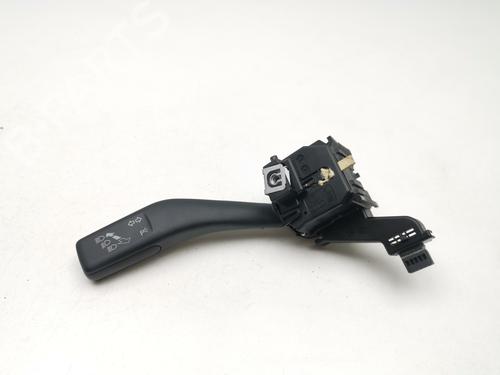 Used Steering column stalk VW GOLF VI (5K1) [2008-2014]  31631022