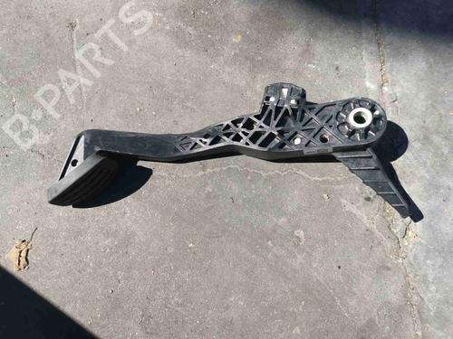 Used Break pedal Break pedal PEUGEOT 208 II (UB_, UP_, UW_, UJ_) 1.2 PureTech 100 (101 hp) 40217785 40217785