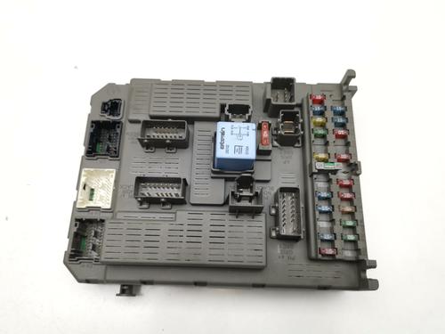 Used Fuse box PEUGEOT 807 (EB_) [2002-2025]  30468098