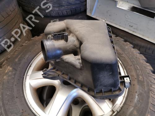 Used Air filter box Air filter box TOYOTA AURIS (_E18_) 1.4 D-4D (NDE180_, NDE180R) (90 hp) 40216380 40216380