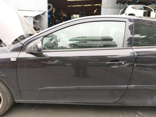 left-front-door-opel-astra-h-gtc-a04-2005-2006-2007-2008-2009-2010-36158600 main image