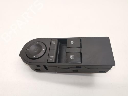 Used Left front window switch OPEL ASTRA H (A04) [2004-2014]  28980376
