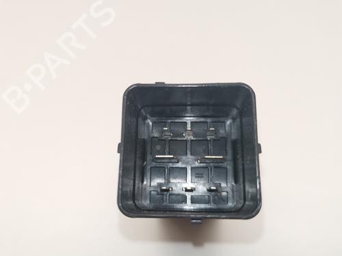 Electronic module PEUGEOT 308 II (LB_, LP_, LW_, LH_, L3_)  | BP28980213M83 