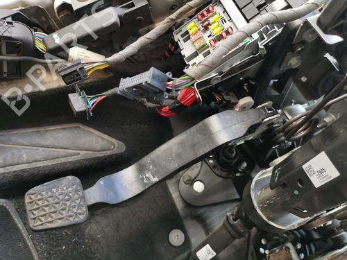 Used Clutch pedal Clutch pedal OPEL ASTRA J (P10) 1.7 CDTI (68) (110 hp) 40218262 40218262