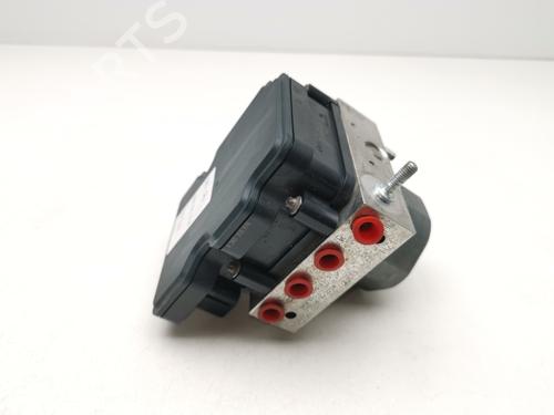 Used ABS pump ABS pump MERCEDES-BENZ A-CLASS (W176) A 200 CDI / d (176.008) (136 hp) 33852362 33852362