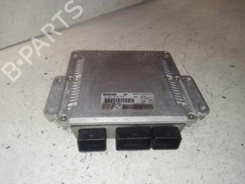 Used Engine control unit (ECU) PEUGEOT 307 Break (3E) [2002-2009]  28988294