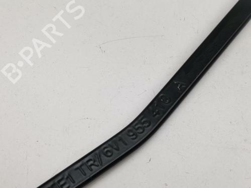 Front windshield wiper arm SKODA FABIA III (NJ3) 1.4 TDI | BP28978331C143 