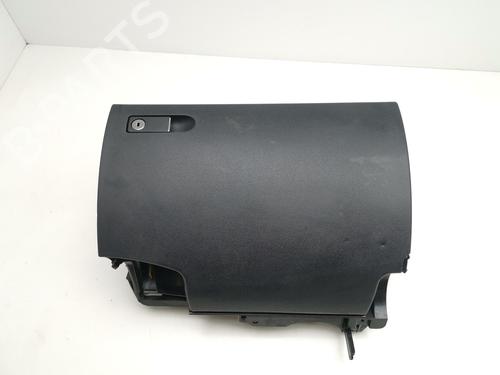 Used Glove box MERCEDES-BENZ C-CLASS T-Model (S204) C 200 CDI (204.201) (136 hp) 28986439