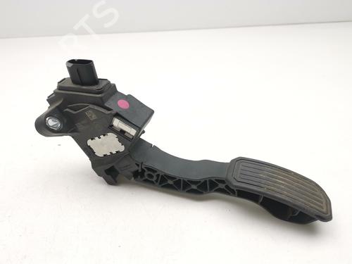 Pédale TOYOTA AVENSIS Saloon (_T27_) 2.0 D-4D (ADT270_, ADT270R) (124 hp) 31686341