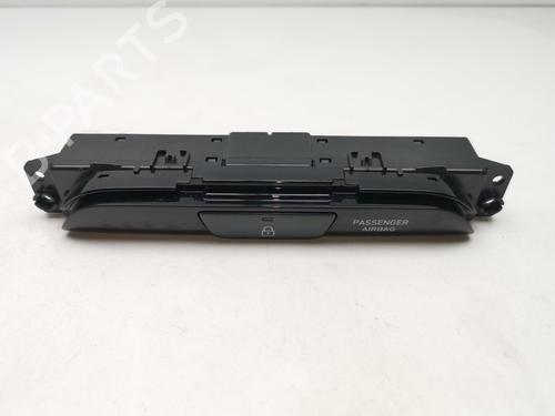 Used Switch Switch 39440810 39440810