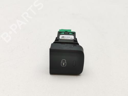 Used Switch Switch PEUGEOT PARTNER Box Body/MPV (K9) 1.5 BlueHDI 130 (131 hp) 39443590 39443590