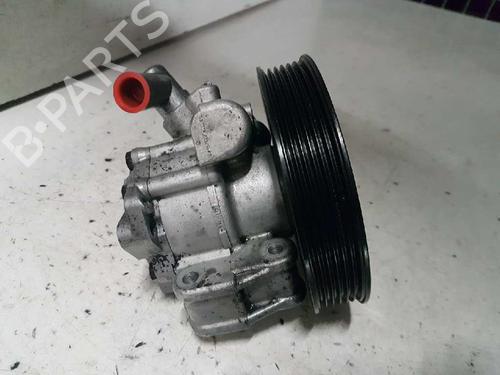 Used Steering pump MERCEDES-BENZ E-CLASS (W210) E 220 CDI (210.006) (143 hp) 28991585