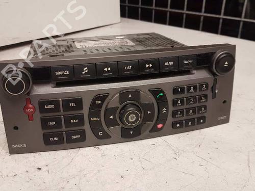 Radio CITROËN C5 I (DC_) 2.0 16V (DCRFNC, DCRFNF) (136 hp) 28993536