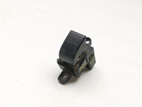 Used Right front window switch Right front window switch FORD RANGER (ET) 2.5 TDCi 4x4 (143 hp) 40179860 40179860