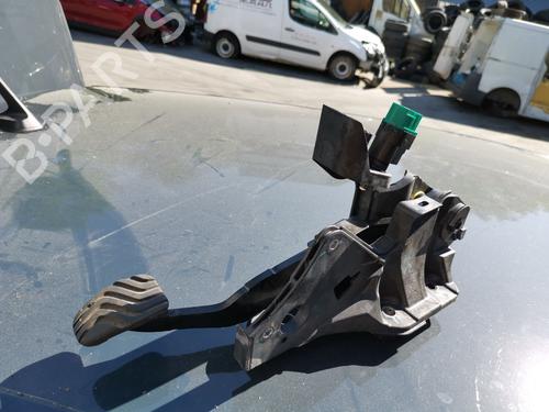 Used Break pedal RENAULT CAPTUR II (HF_) [2020-2025]  29358222