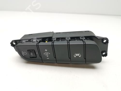switch-hyundai-i30-pde-pd-pden-2016-39437447 main image