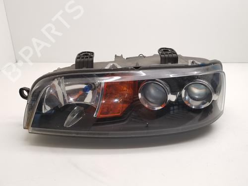 Phare gauche FIAT PUNTO (188_) 1.2 16V 80 (188.233, .235, .253, .255, .333, .353, .639,... (80 hp) 28986177