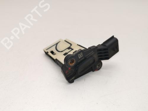mass-air-flow-sensor-renault-megane-iv-hatchback-b9amn_-2015-32865817 main image