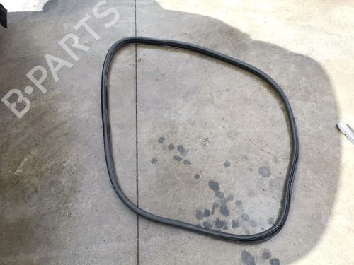 Used Rubber door seal Rubber door seal MERCEDES-BENZ C-CLASS T-Model (S205) C 220 BlueTEC / d (205.204) (170 hp) 40217864 40217864
