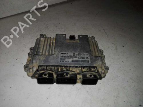 Calculateur moteur (ecu) CITROËN BERLINGO / BERLINGO FIRST MPV (MF_, GJK_, GFK_) 1.6 HDI 75 (MF9HW, GJ9HWC, GF9HWC, GN9HWC) (75 hp) 28992179