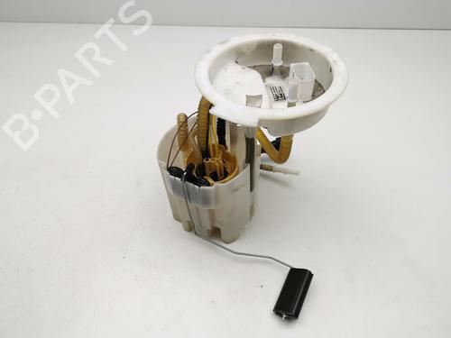 Used Fuel pump BMW 2 Active Tourer (F45) 218 d (150 hp) 28993514
