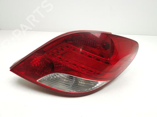 Used Right taillight Right taillight 32866119 32866119