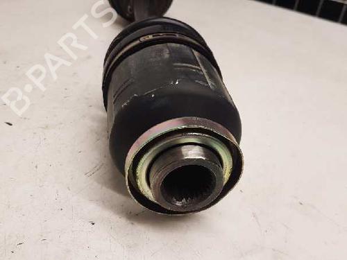 Right front driveshaft KIA SORENTO I (JC) | BP28992928M39