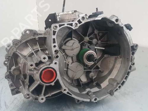 Used Gearbox VOLVO S40 I (644) 1.9 DI (102 hp) 28995472