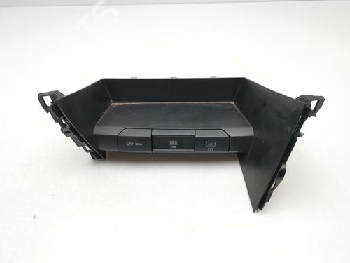 BP30568587M83 main image