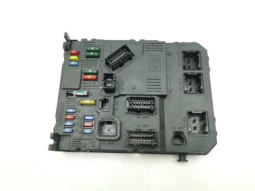 Zekeringkast CITROËN XSARA PICASSO (N68) 1.6 HDi (90 hp) 31338441