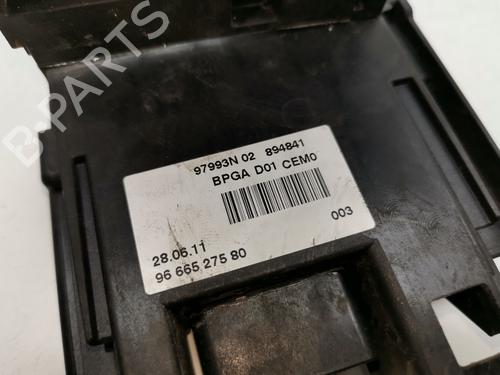 Zekeringkast PEUGEOT 3008 I MPV (0U_)  | BP29953493E1