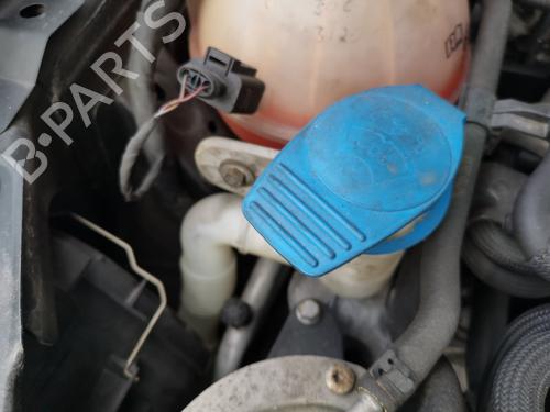 Used Windscreen washer tank VW GOLF VI (5K1) [2008-2014]  30468064