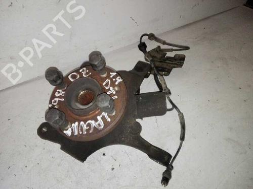 Used Left front steering knuckle RENAULT LAGUNA I (B56_, 556_) 1.9 dTi (100 hp) 28982548