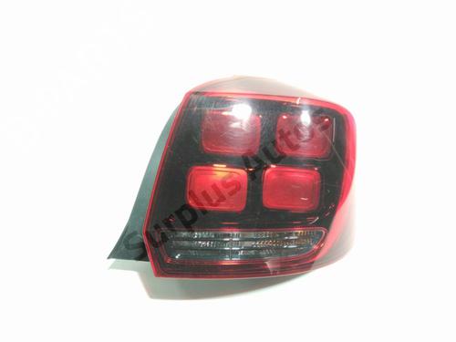 right-taillight-dacia-sandero-ii-2012-33262097 main image