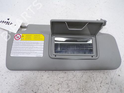 Used Right sun visor Right sun visor 37784573 37784573