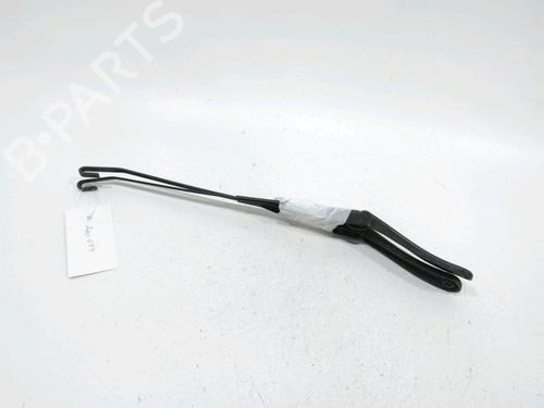 Used Front windshield wiper arm DACIA DUSTER (HS_) 1.5 dCi (HSMC) (107 hp) 31007810
