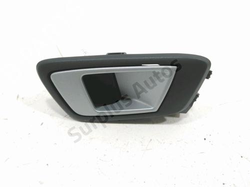 Used Rear right interior door handle Rear right interior door handle 37779787 37779787
