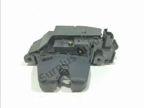 Fechadura da mala Fechadura da mala CITROËN C3 Picasso (SH_) 1.2 THP 110 (SHHNZ6) (110 hp) 35941857 35941857