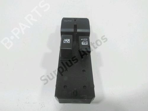 Used Left front window switch SUZUKI SWIFT III (MZ, EZ) 1.3 (RS413, ZC11S) (92 hp) 32202821
