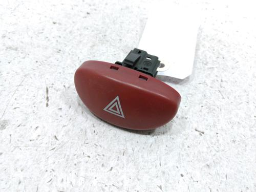 Used Warning switch PEUGEOT 206 SW (2E/K) 1.4 (75 hp) 30989942